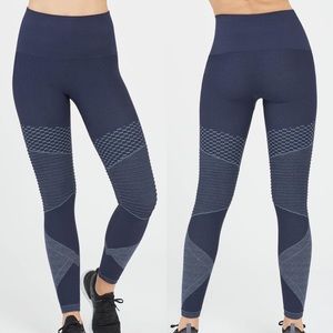 Spanx Look at Me Now Seamless Moto Leggings